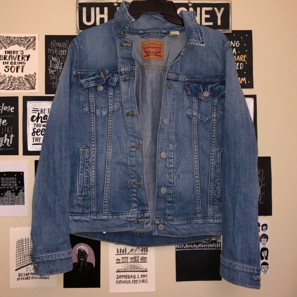 SOLD🦋 LEVI’S denim jacket